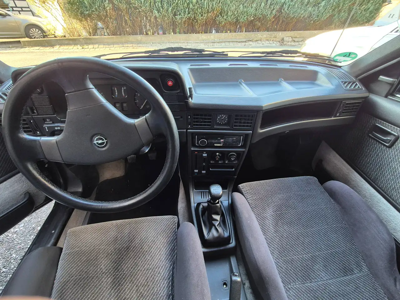 Opel Kadett E Cabrio, foto 7