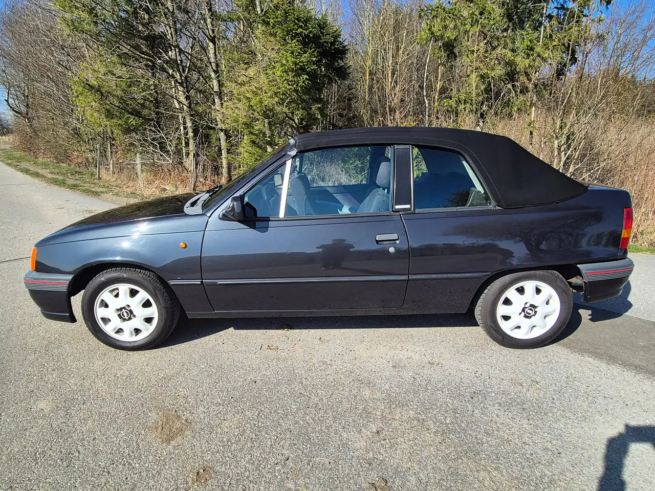 Opel Kadett E Cabrio, foto 2