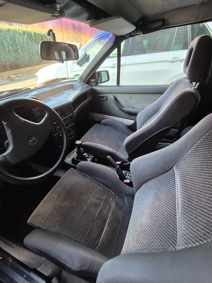 Opel Kadett E Cabrio, foto 5