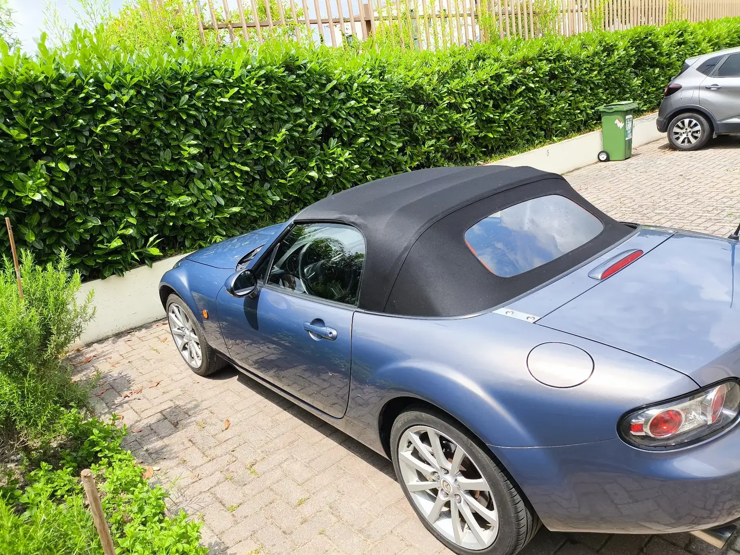 Mazda MX-5 MX-5 2.0 Limited Edition 3rd Generetio 6m (2006-20 - 2