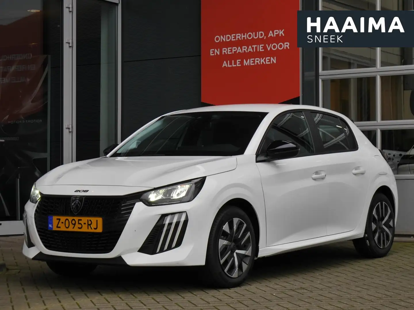 Peugeot 208 1.2 PureTech 100 Active | Nieuwe auto | Airco | Na Wit - 1