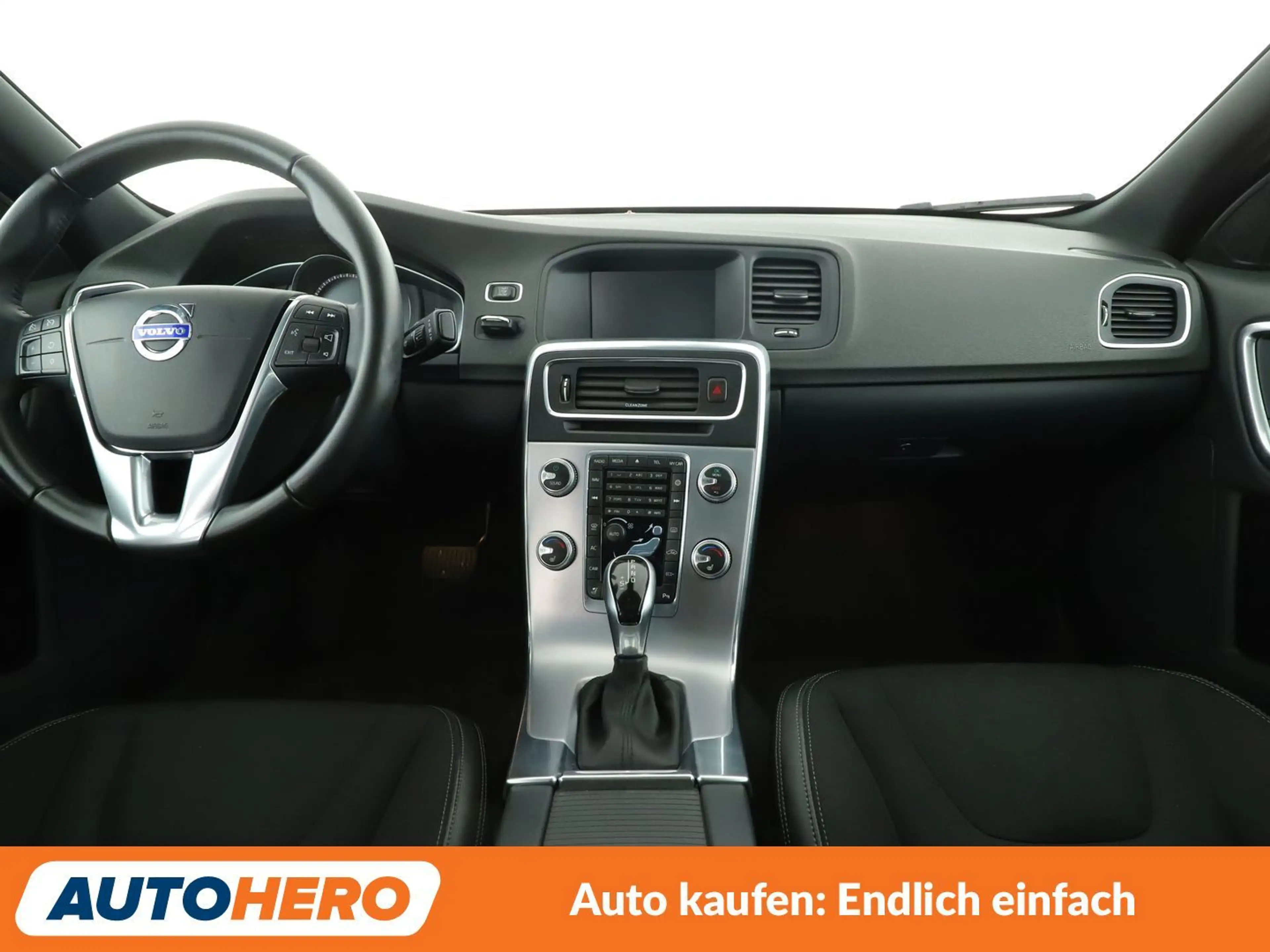 Volvo S60 Cross Country 2.0 D3 Momentum Aut.*NAVI*BI-XENON*TEMPO*CAM*PDC* — photo 12
