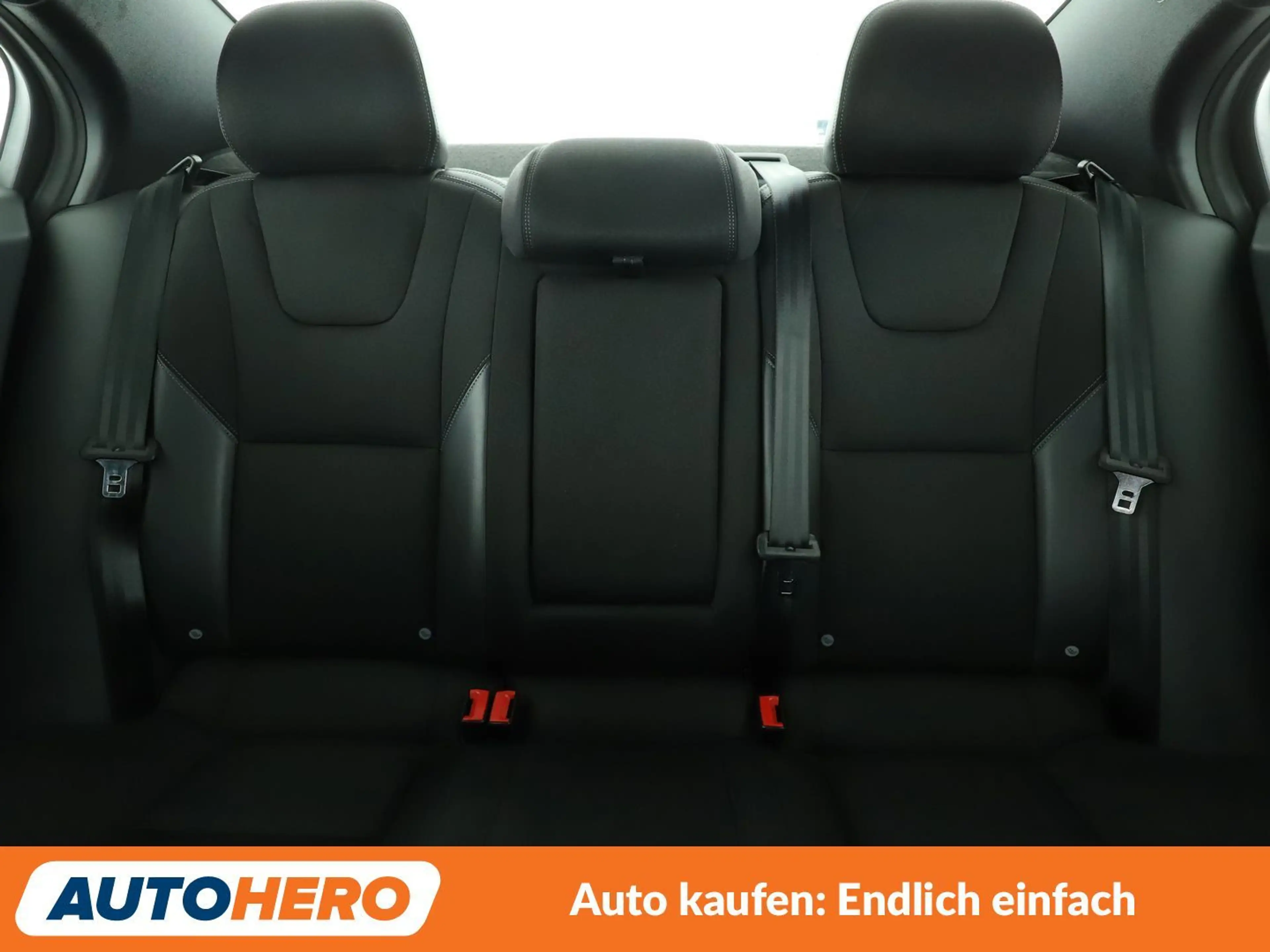 Volvo S60 Cross Country 2.0 D3 Momentum Aut.*NAVI*BI-XENON*TEMPO*CAM*PDC* — photo 15