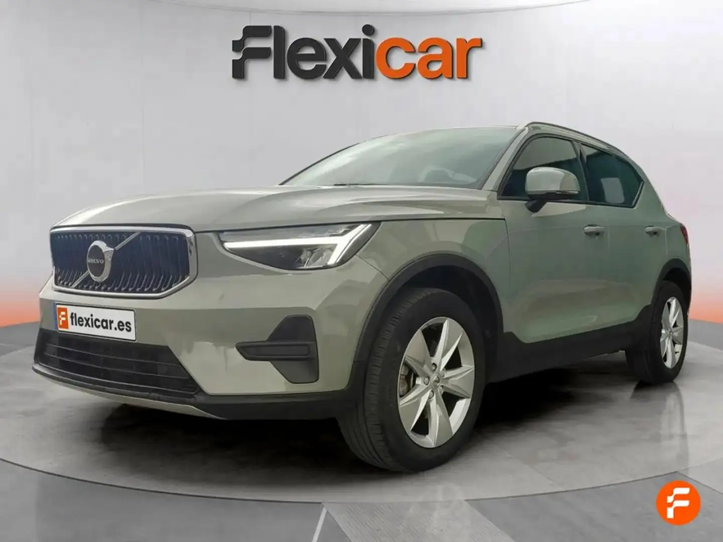 Volvo XC40 2.0 B3 G Core Auto Beige - 2