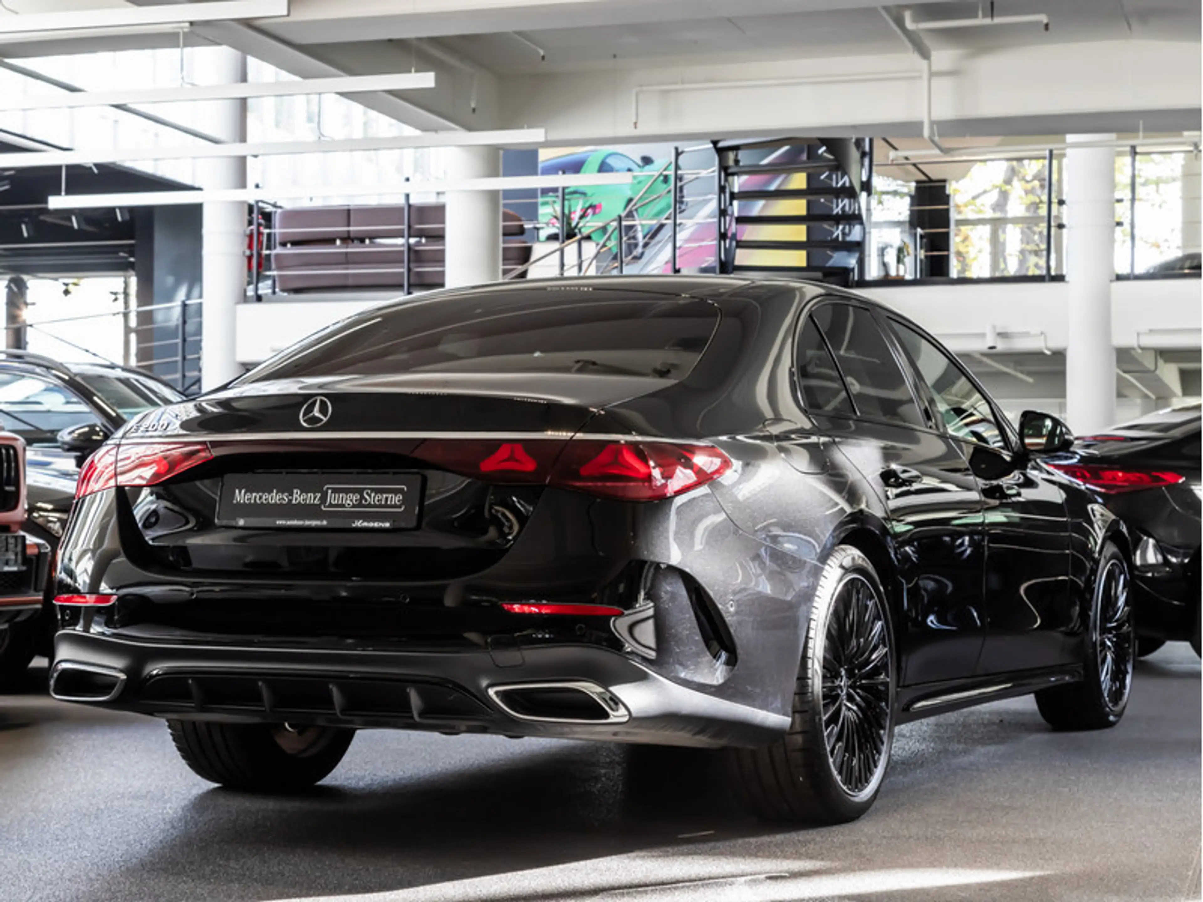 Mercedes-Benz E 200 AMG-Sport/Super/360/Pano/Night/Totw/20' — photo 4