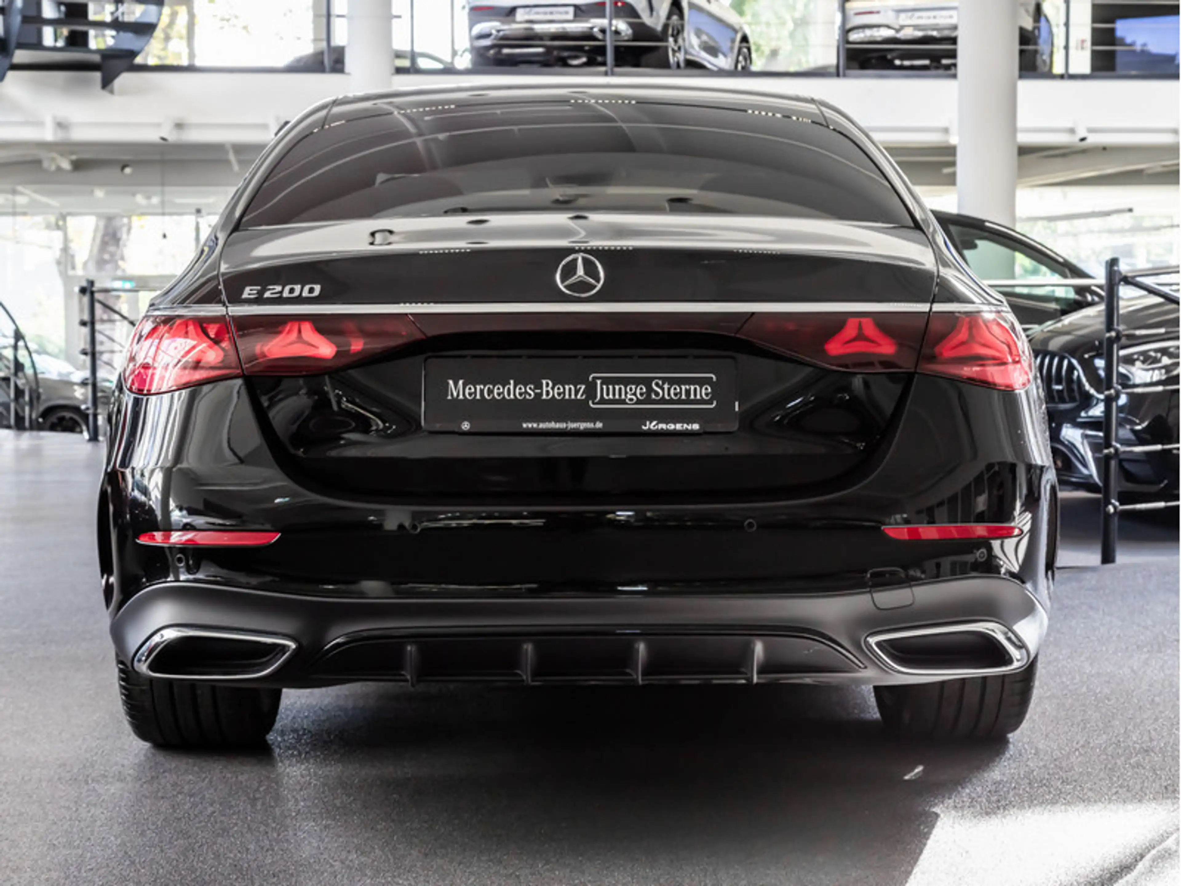 Mercedes-Benz E 200 AMG-Sport/Super/360/Pano/Night/Totw/20' — photo 5