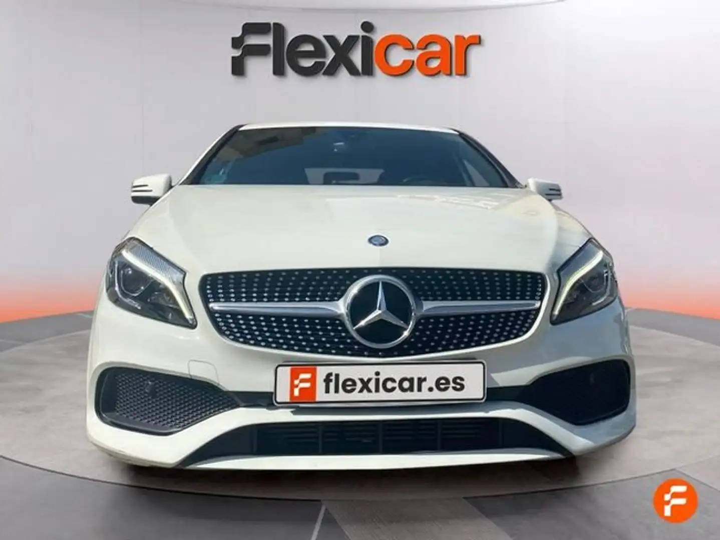 Mercedes-Benz A 200 d AMG Line Blanco - 2