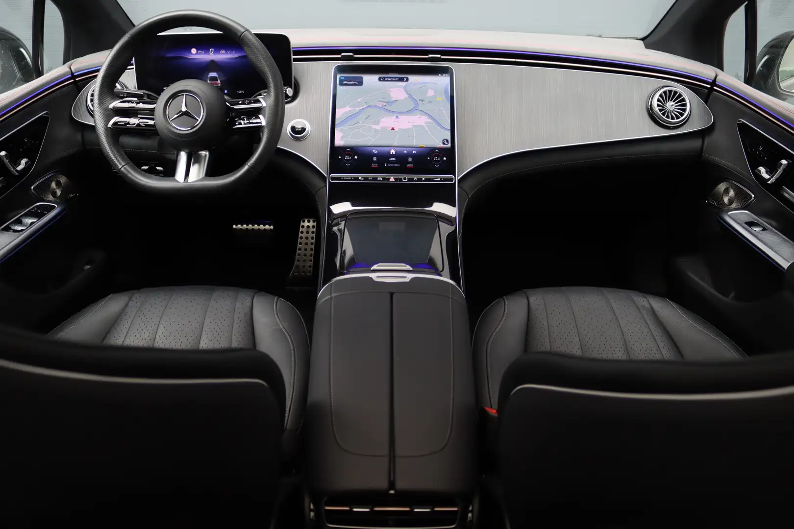 Mercedes-Benz EQE 300 AMG Line 89 kWh | Panoramadak | Distronic+ | Burme Argent - 2