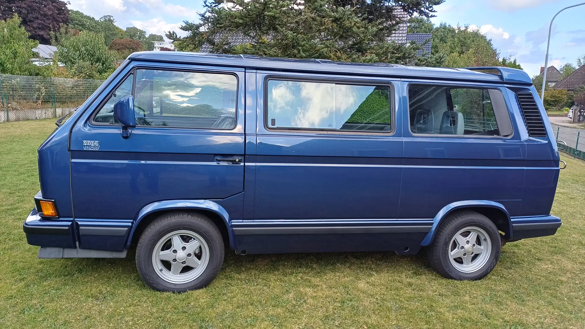 Volkswagen T3 Multivan Last Edition (neuer Motor ca. 500 km) Blau - 2