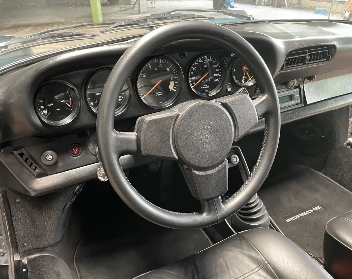 Porsche 911SC Cabriolet, foto 6
