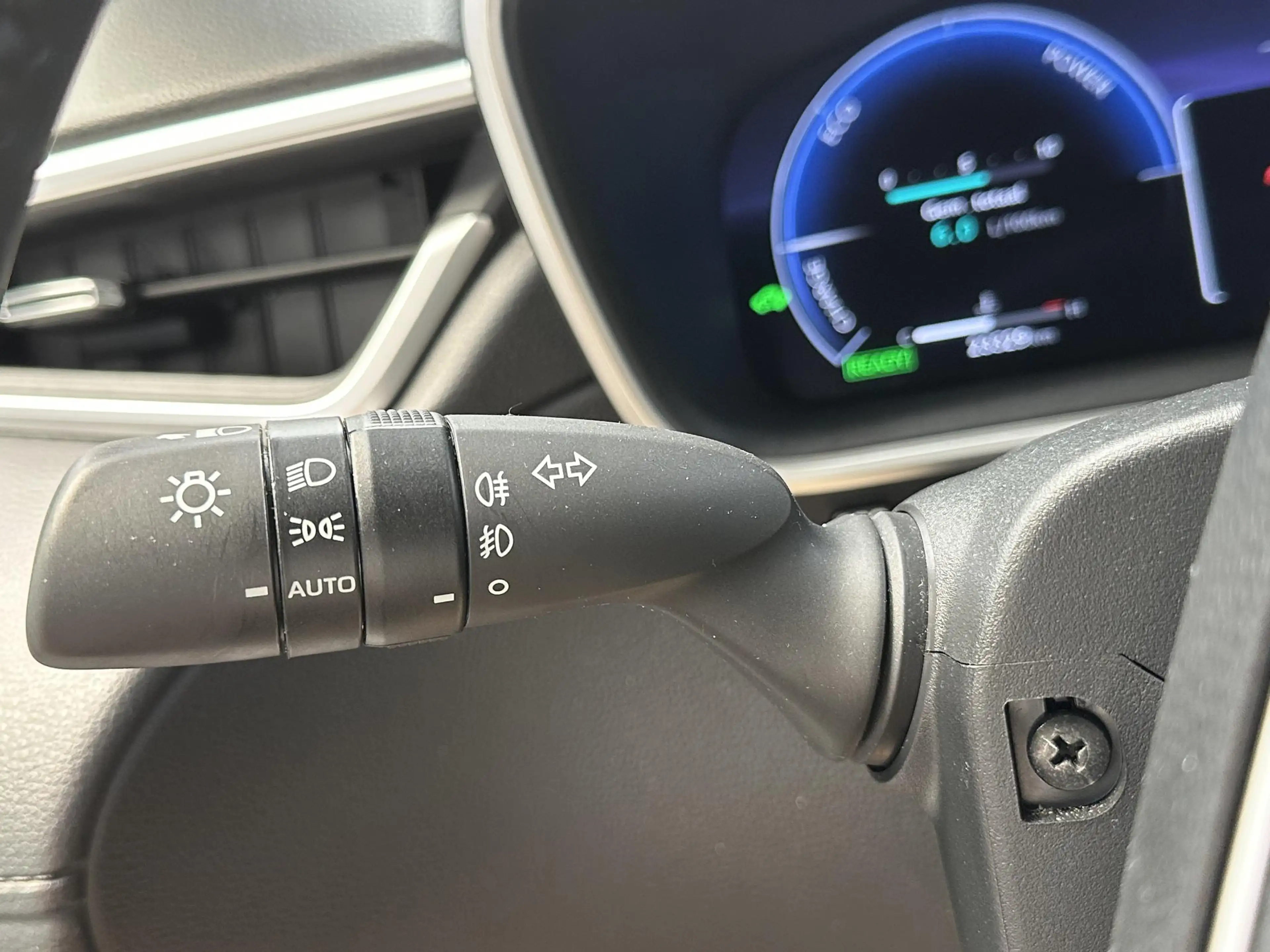Toyota Corolla Cross Hybrid 140 Dynamic edition Parkeersensoren, naviga — photo 15