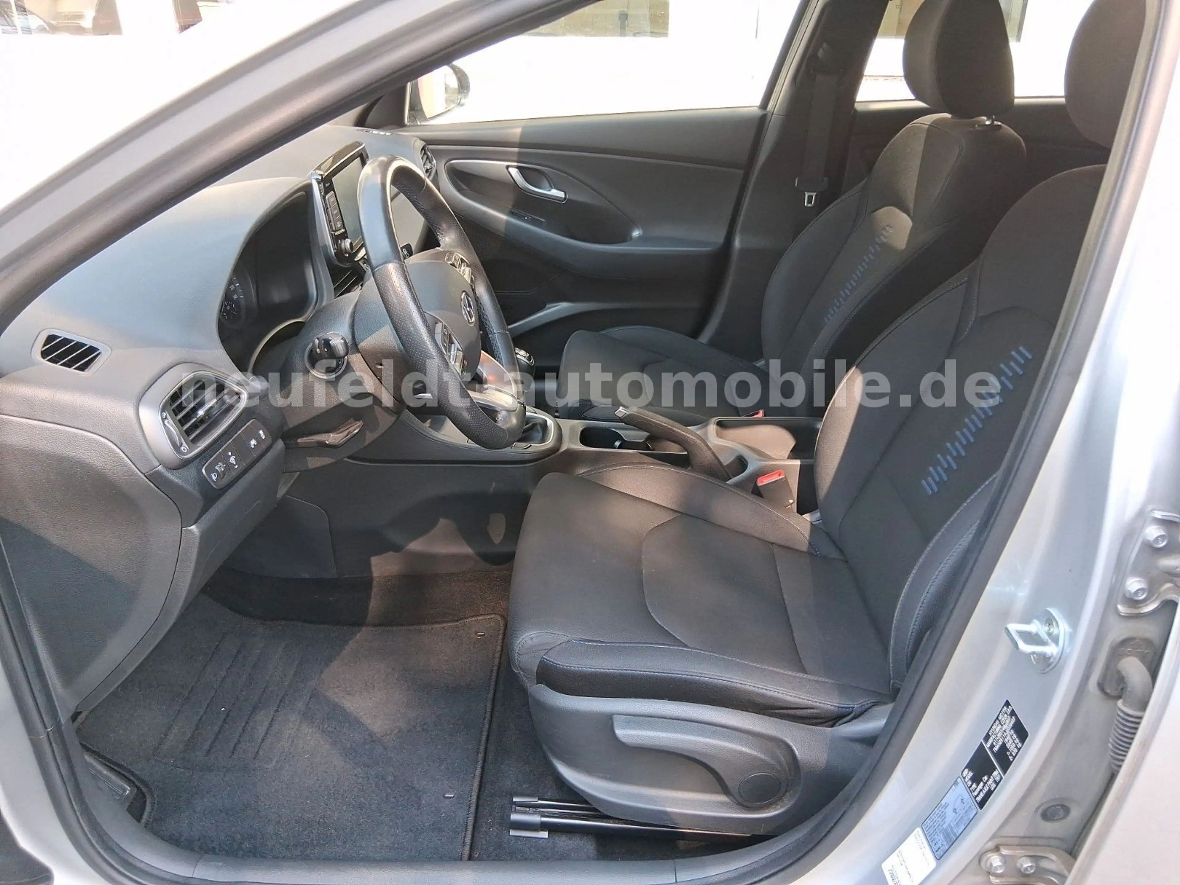 Hyundai i30 cw Navi Kamera — photo 11