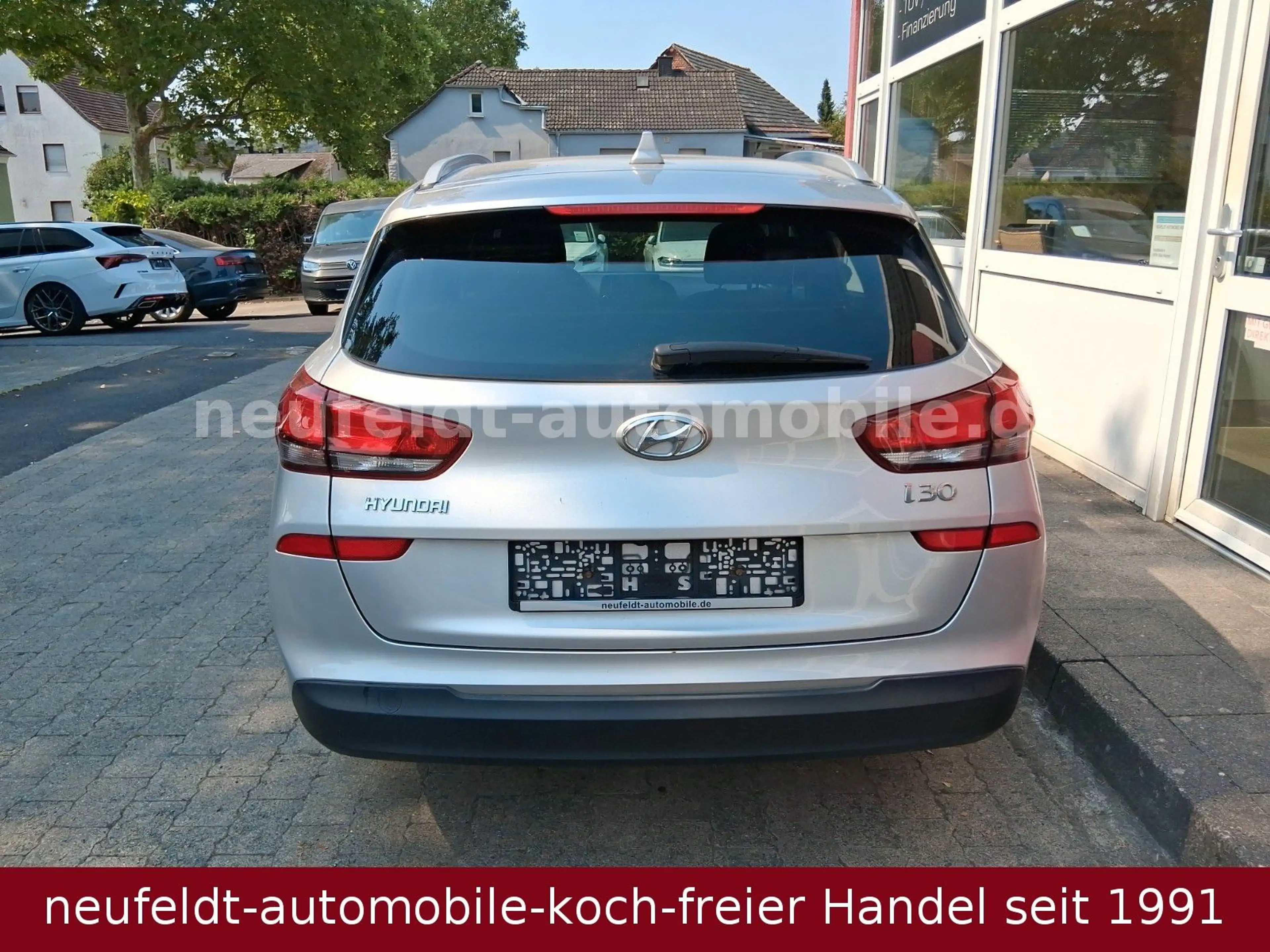 Hyundai i30 cw Navi Kamera — photo 9