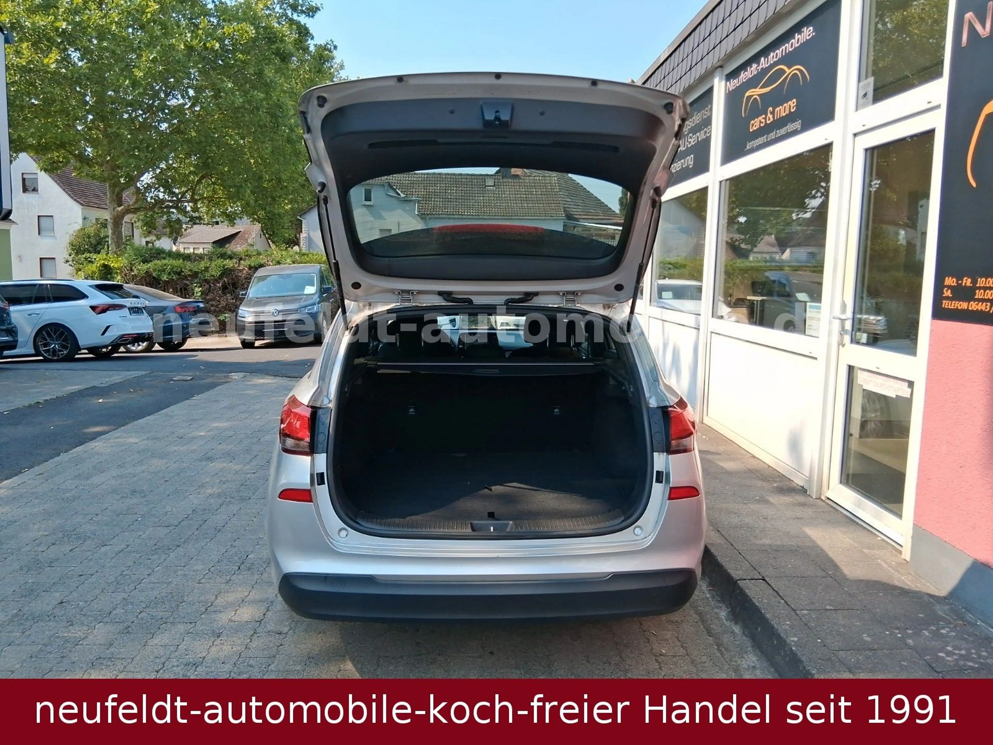 Hyundai i30 cw Navi Kamera — photo 10