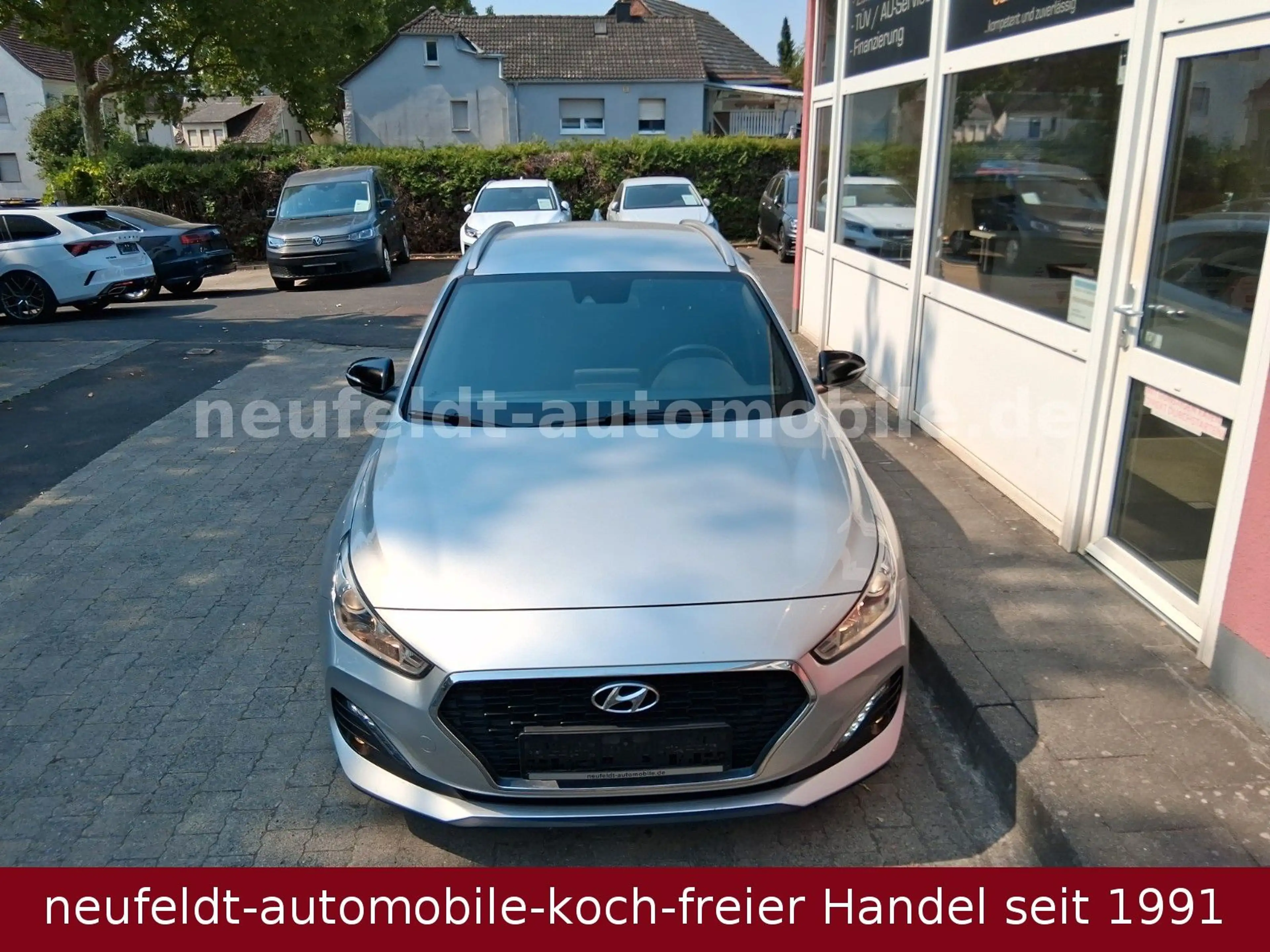 Hyundai i30 cw Navi Kamera — photo 8