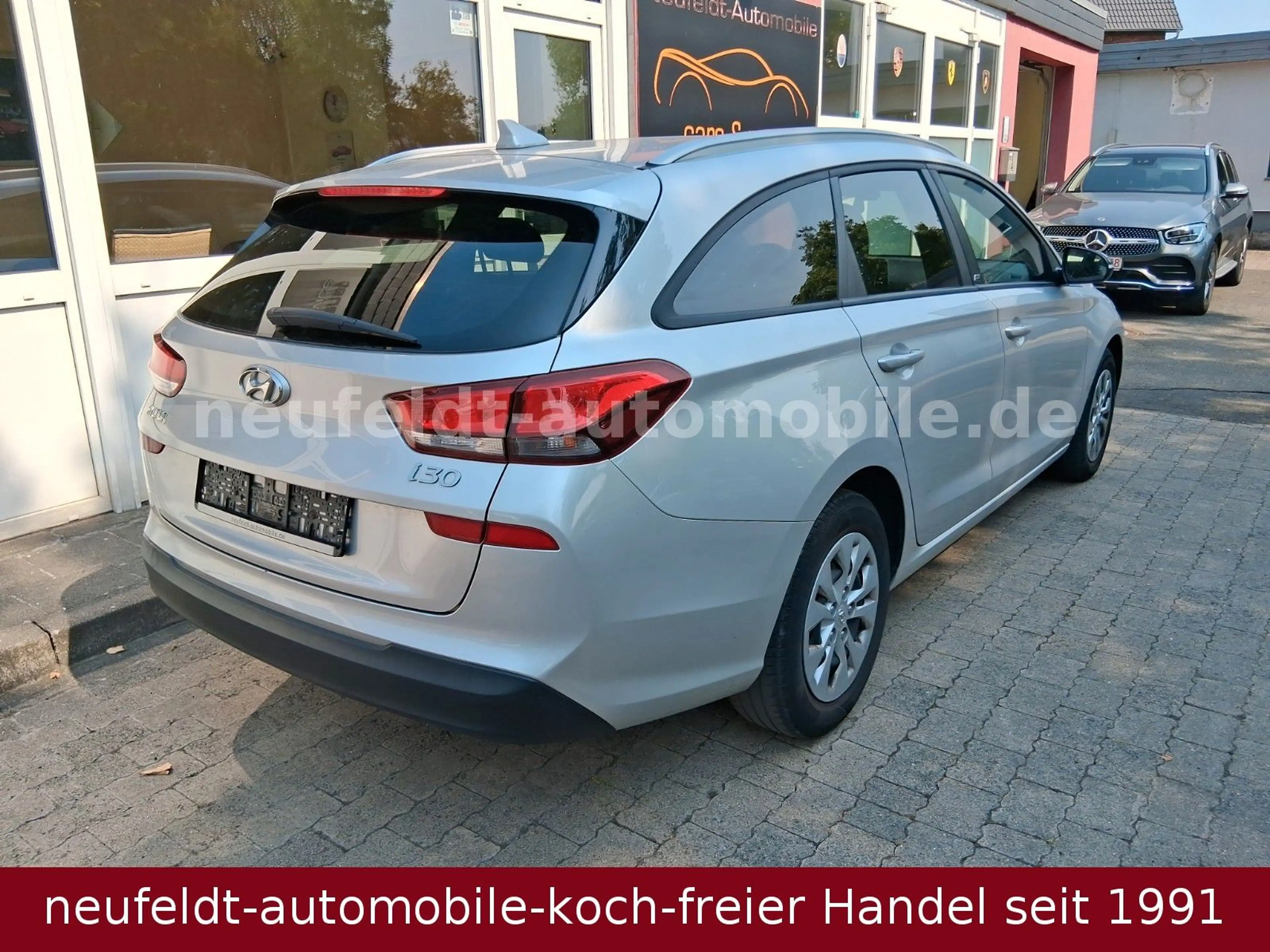Hyundai i30 cw Navi Kamera — photo 6