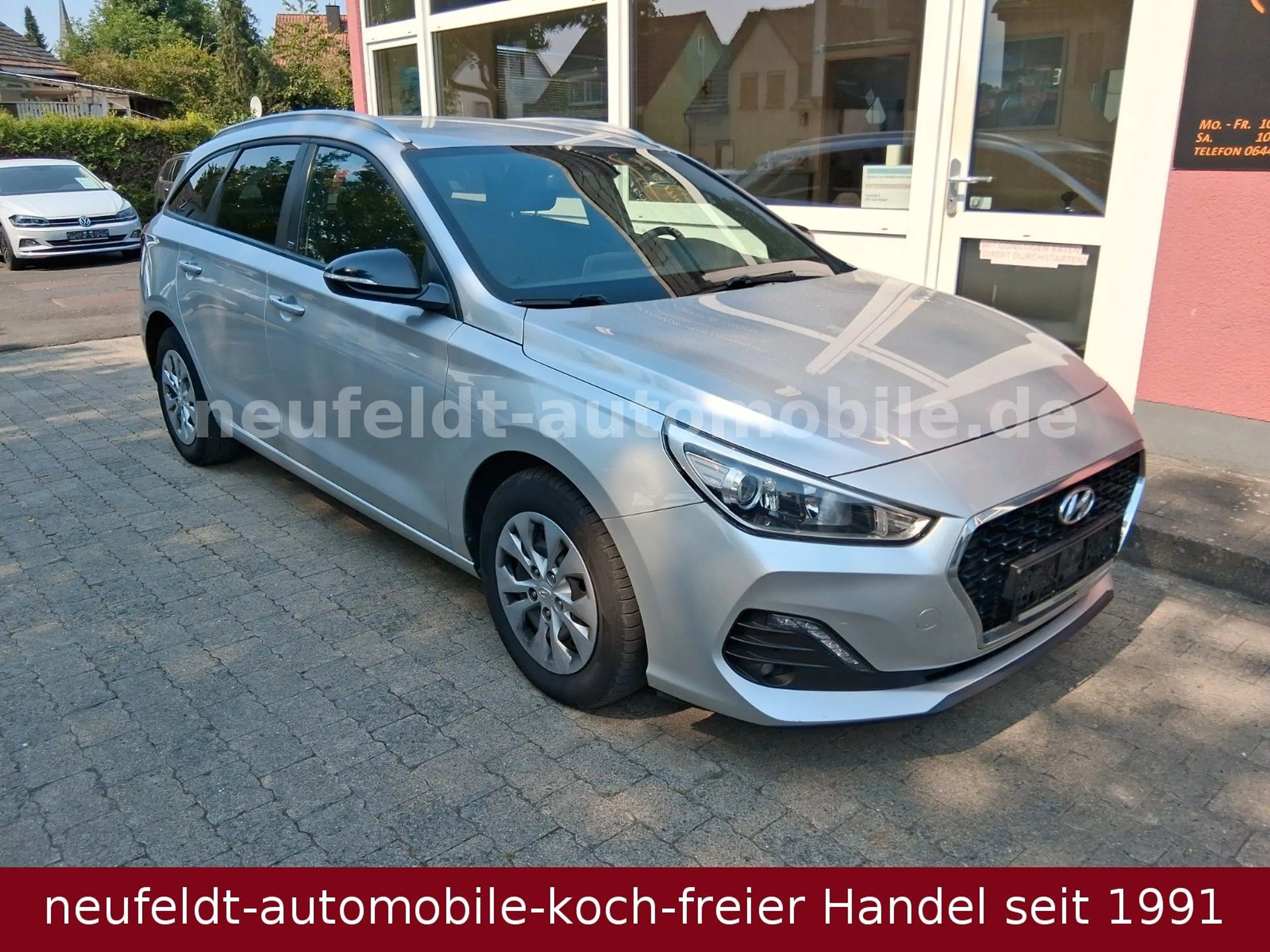 Hyundai i30 cw Navi Kamera — photo 2