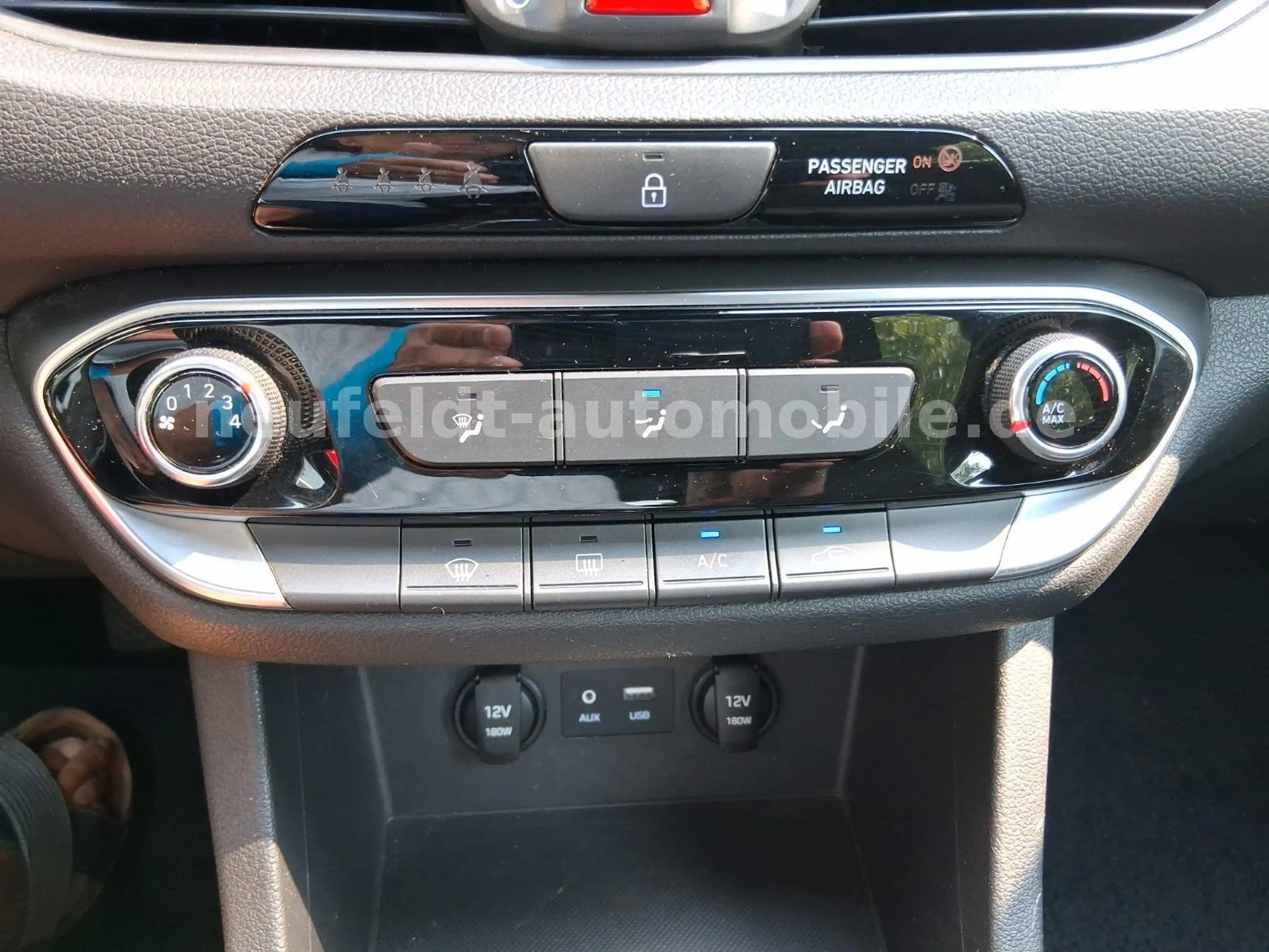Hyundai i30 cw Navi Kamera — photo 14