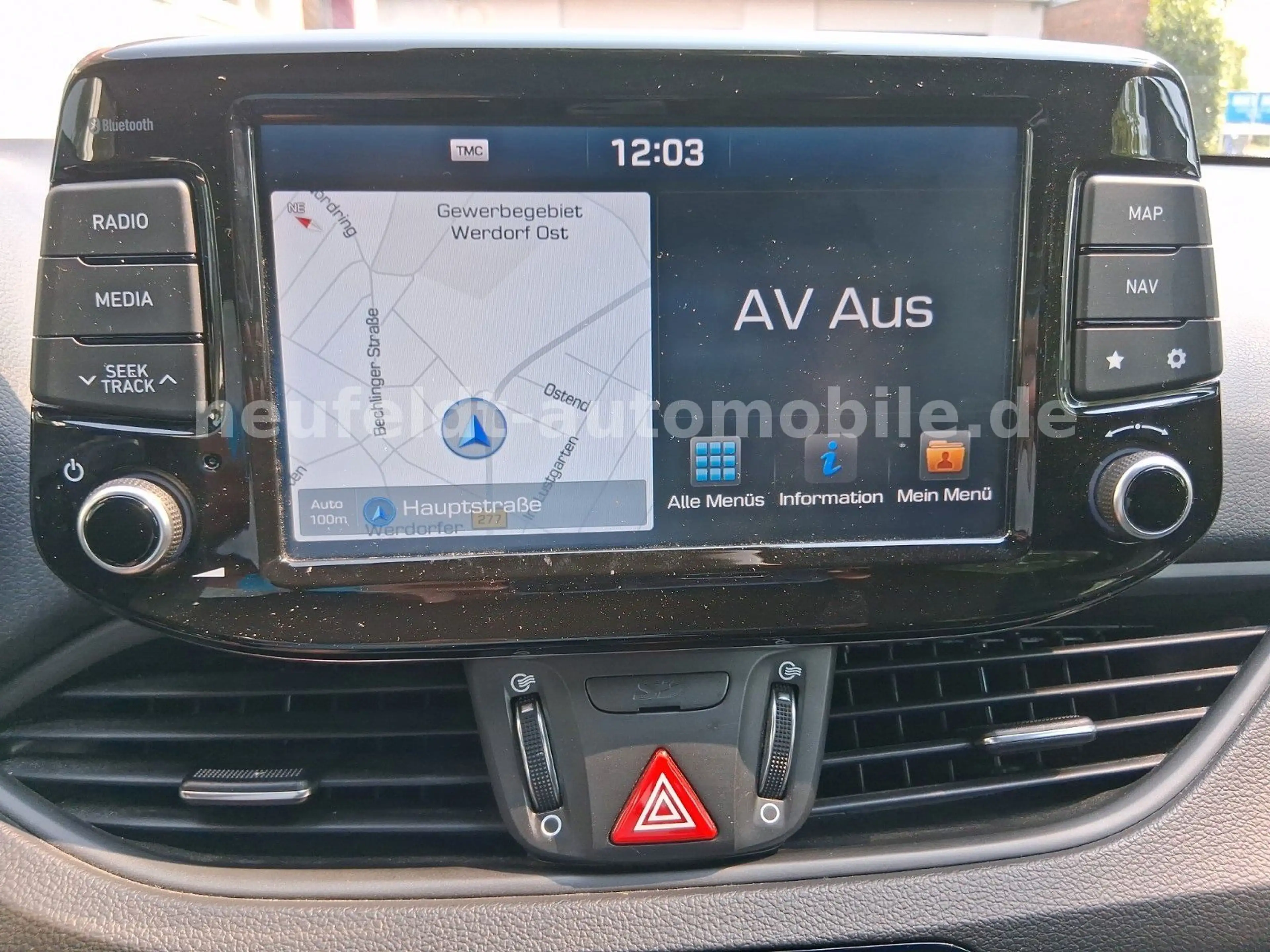 Hyundai i30 cw Navi Kamera — photo 13