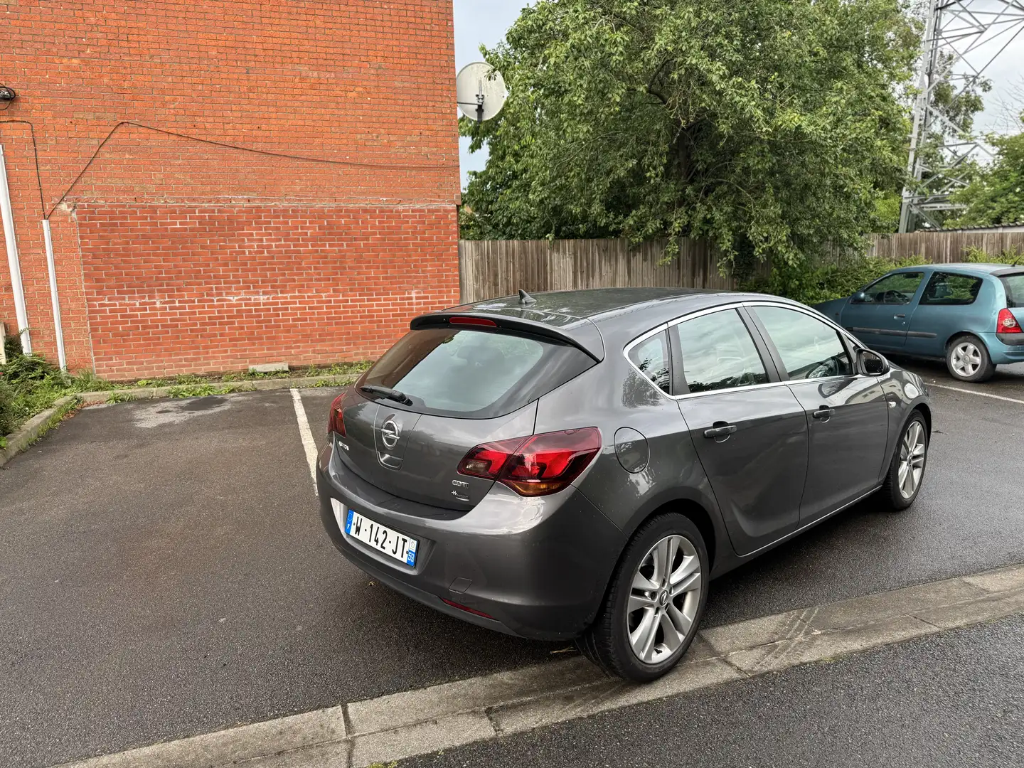 Opel Astra 1.7 CDTI 110 ch FAP Enjoy - 2