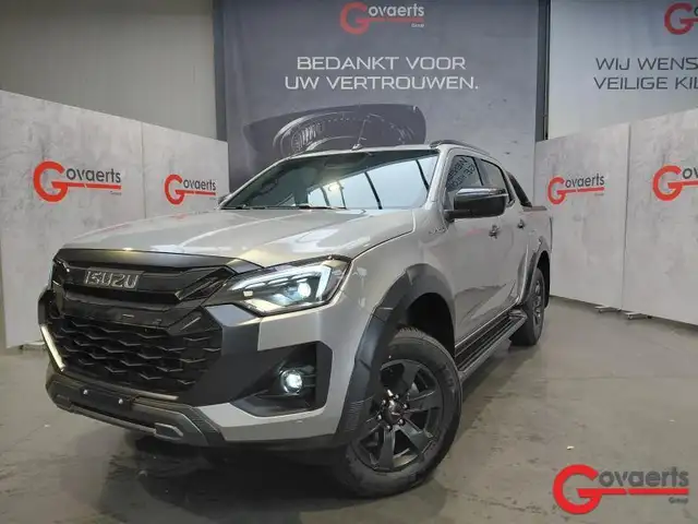 Isuzu D-Max LSE V-Cross Roll Cover