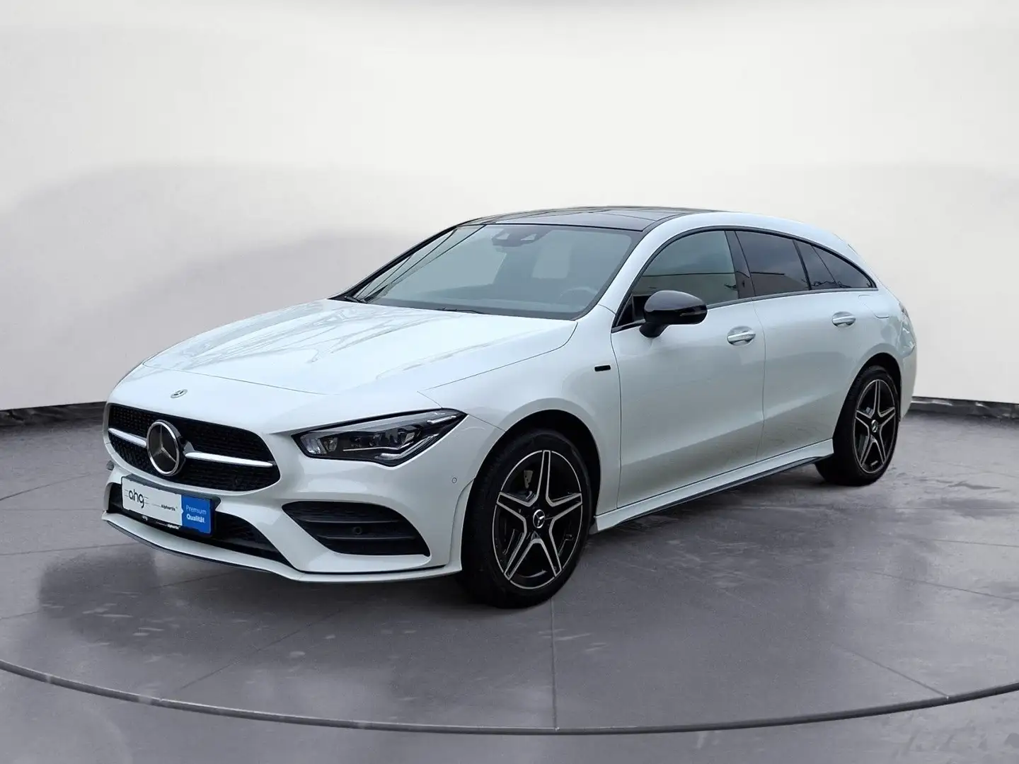 Mercedes-Benz E 50 AMG CLA 250 e DCT Tempom.aktiv Panoramadach Bluetoot Weiß - 2