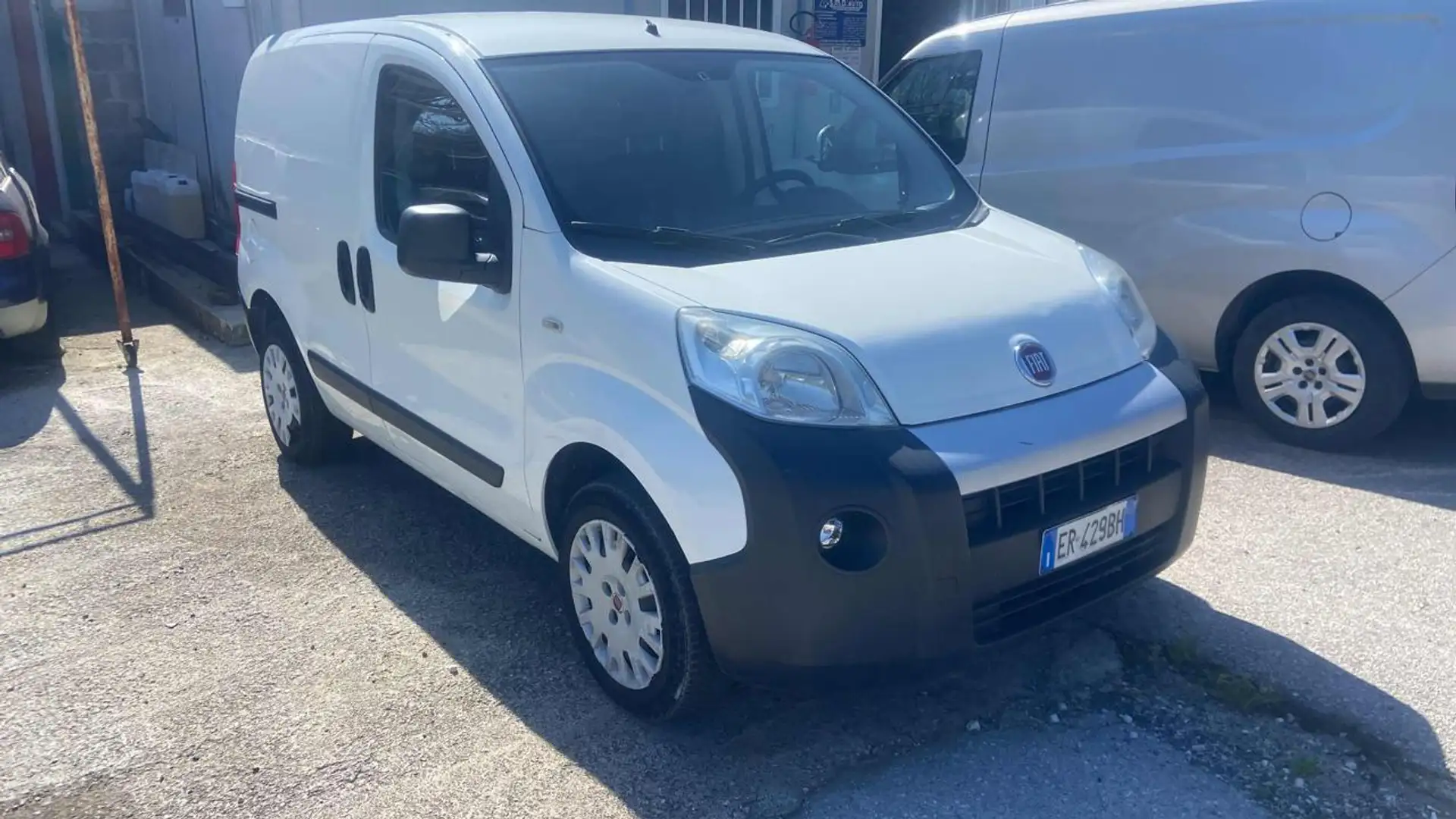 Fiat Fiorino 1.4 8V Furgone Natural Power Biały - 1