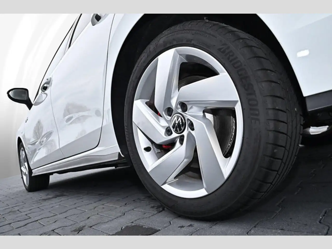 Volkswagen Golf GTE VIII 1.5 TSI eHybrid DSG 2,49% Finanzieru 5