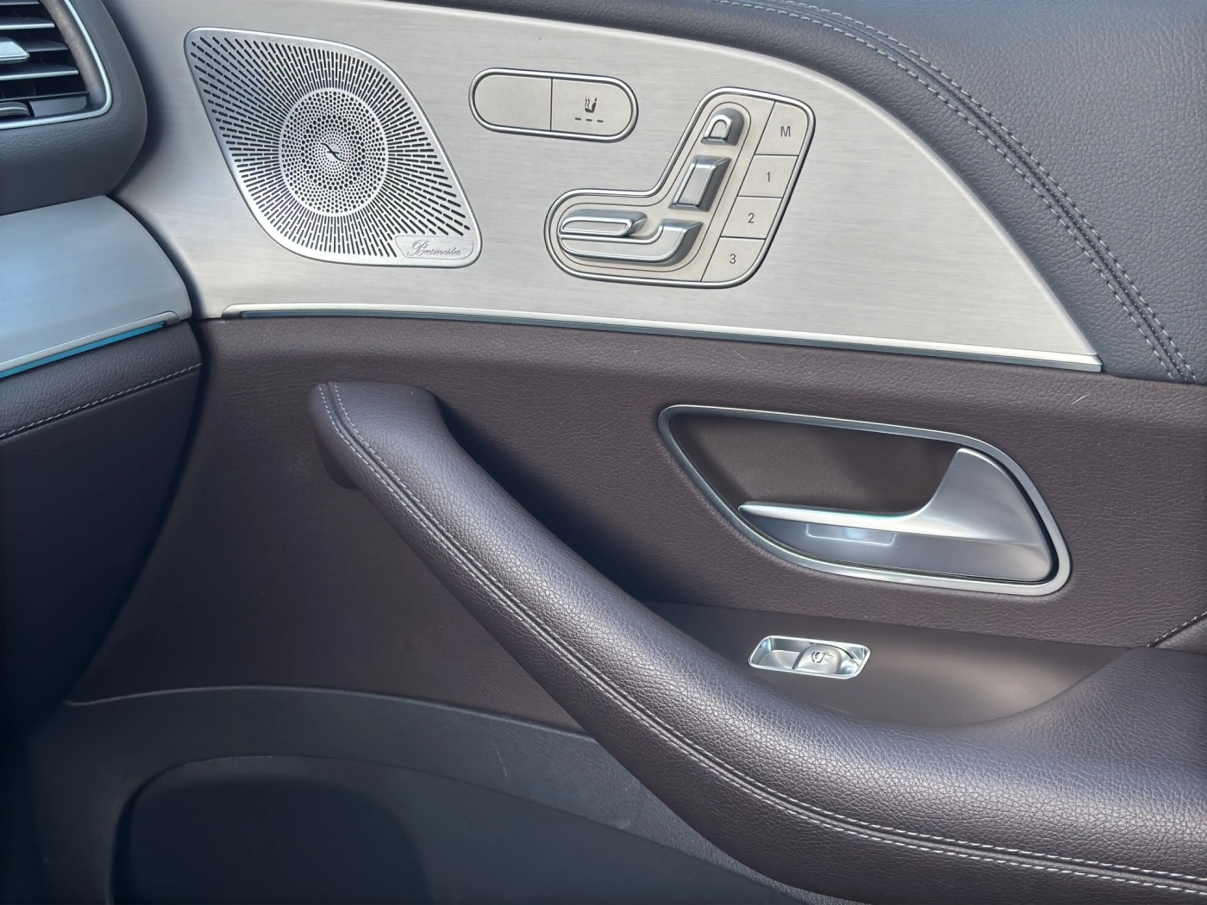Mercedes-Benz GLE 350 d 4M AMG*Multibeam*Memory*Distronic*360° — photo 14