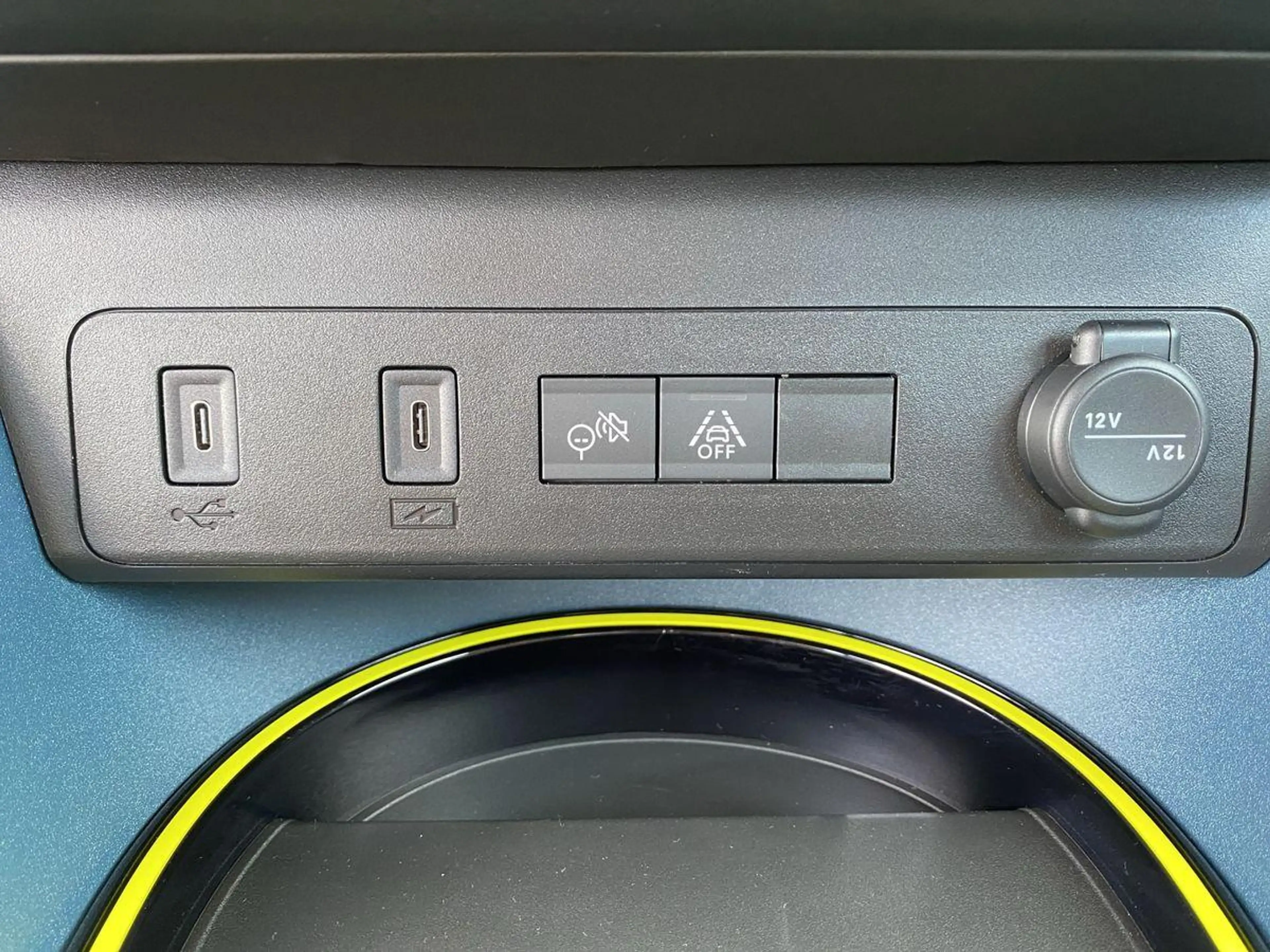 Fiat Grande Panda Icon 1.2Hybrid  Temp./LED/Apple Car — photo 14