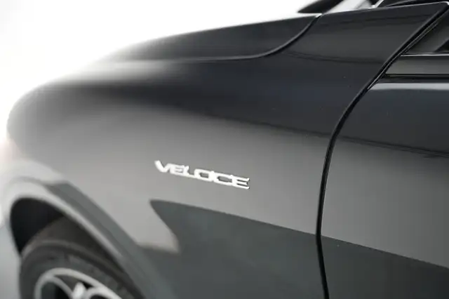 Alfa Romeo Stelvio view 11