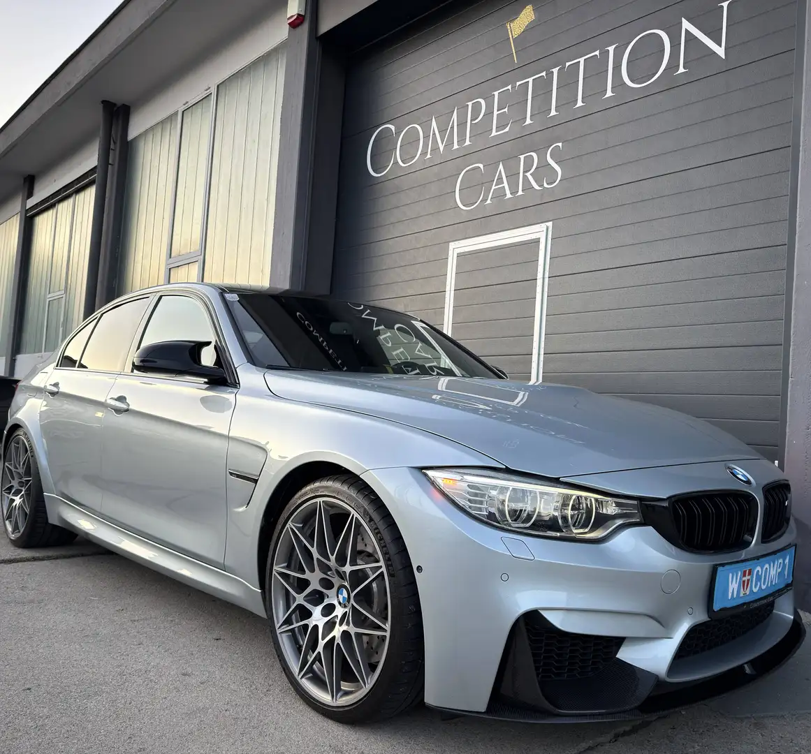 BMW M3 **COMPETITION**ERSTLACK, Ö-AUTO, VOLLE HISTORIE** Grau - 1