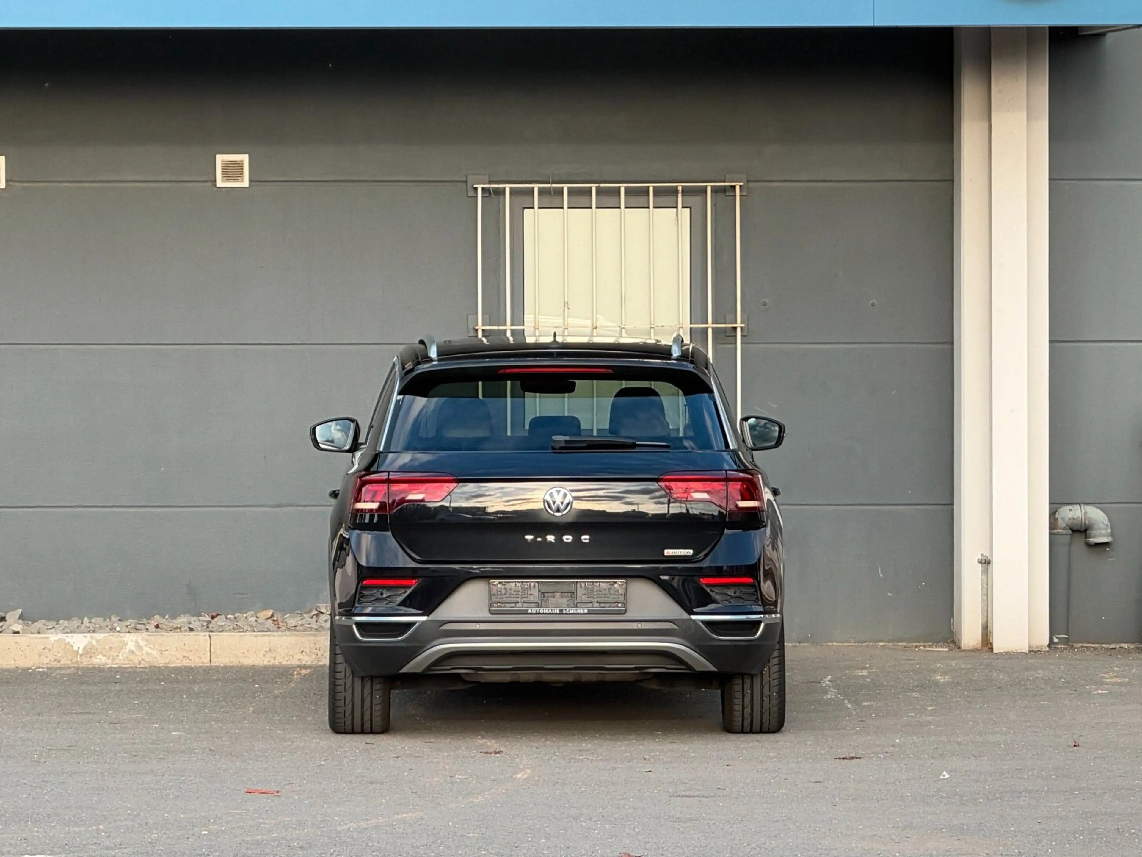 Volkswagen T-Roc Sport 4Motion*Panorama*Virtual*Beats*ACC* — photo 7