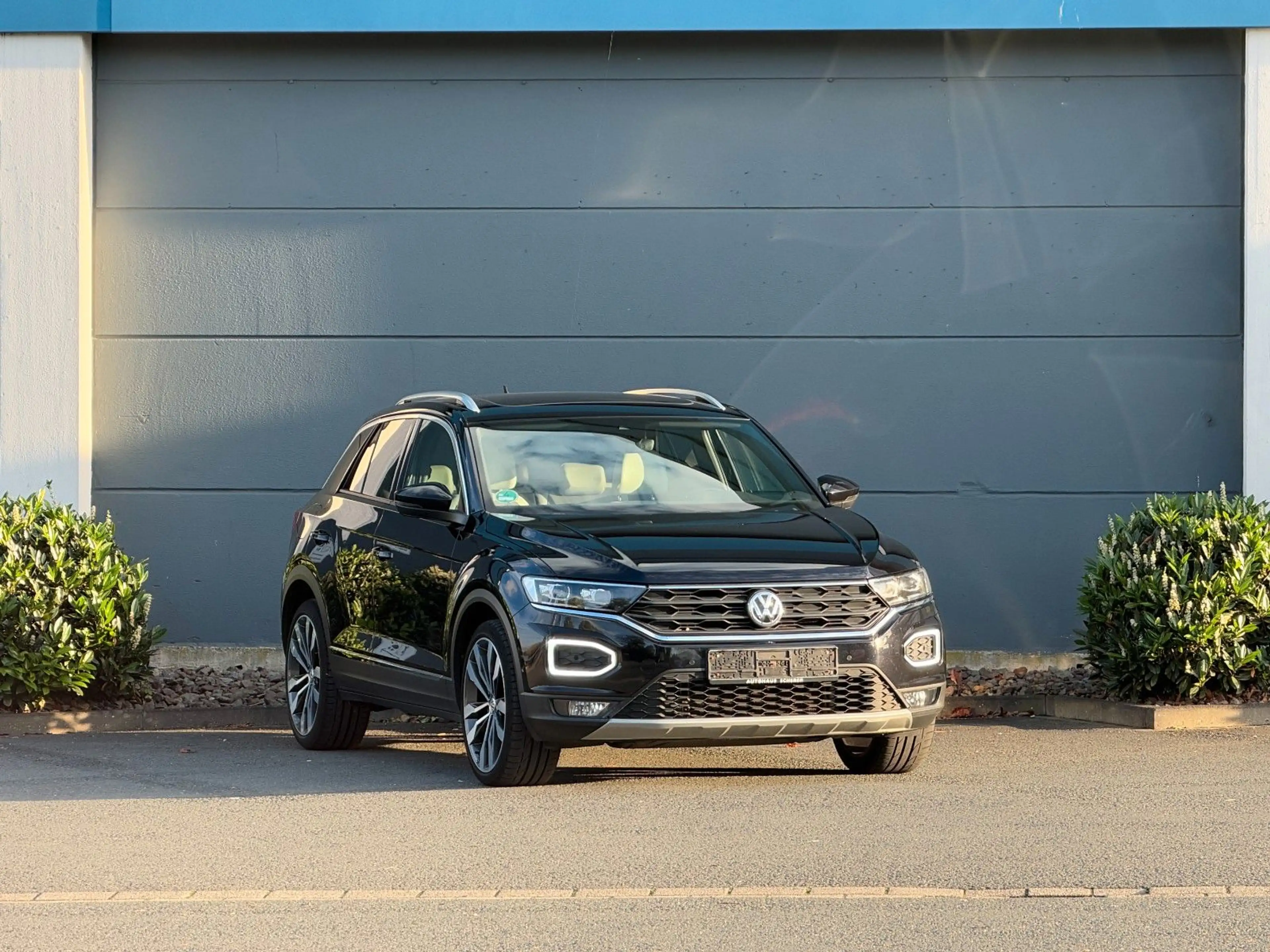 Volkswagen T-Roc Sport 4Motion*Panorama*Virtual*Beats*ACC* — photo 3