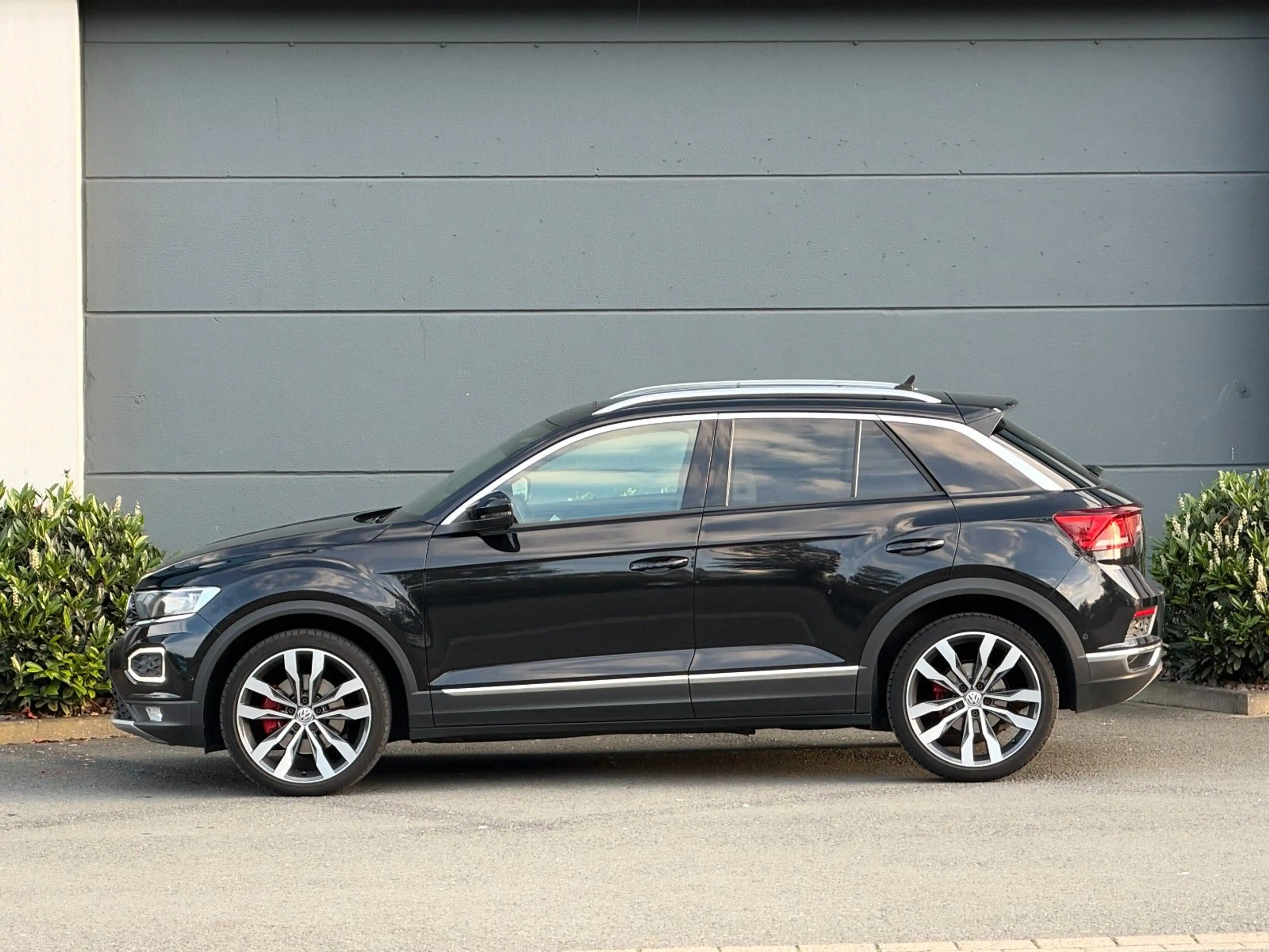 Volkswagen T-Roc Sport 4Motion*Panorama*Virtual*Beats*ACC* — photo 4