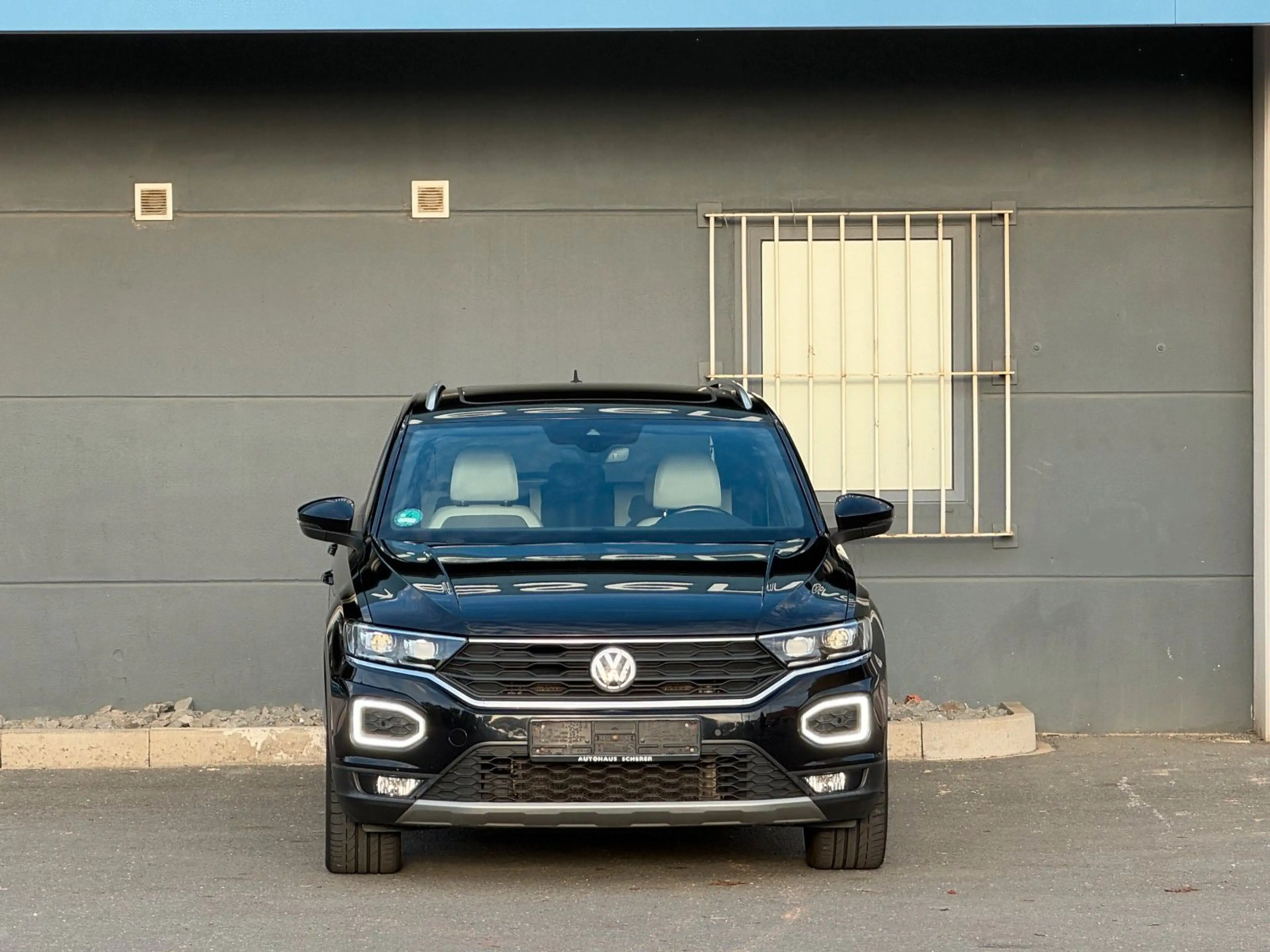 Volkswagen T-Roc Sport 4Motion*Panorama*Virtual*Beats*ACC* — photo 2