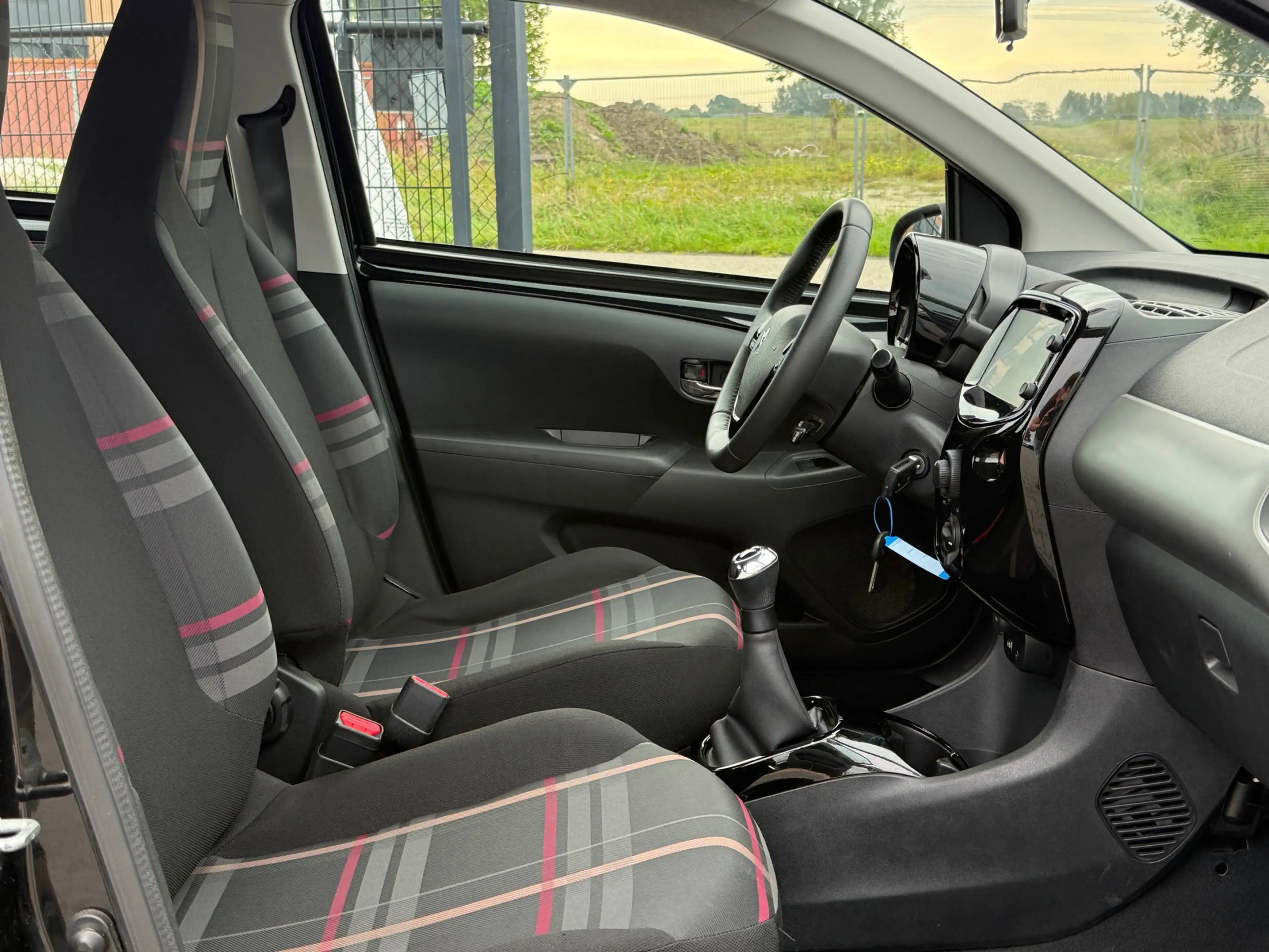 Peugeot 108 1.2 VTi Allure | Airco | 5 Deurs | Bluetooth | — photo 6
