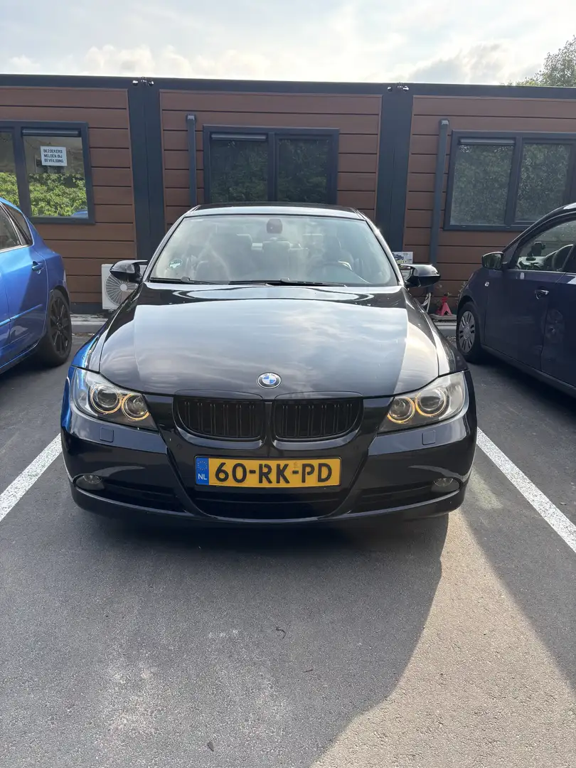 BMW 320 320i Aut. - 1