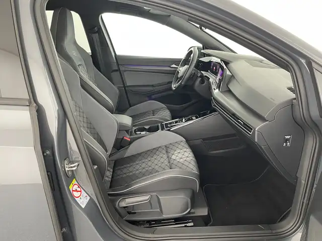 Volkswagen Golf view 10
