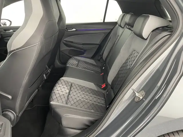 Volkswagen Golf view 11