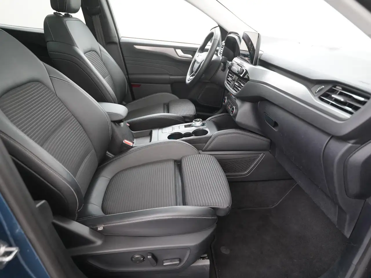 Ford Kuga 2.5 PHEV Titanium X Panoramadak Trekhaak ACC, миниатюра 3
