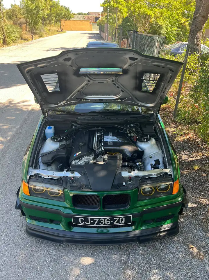 BMW 325i, foto 4