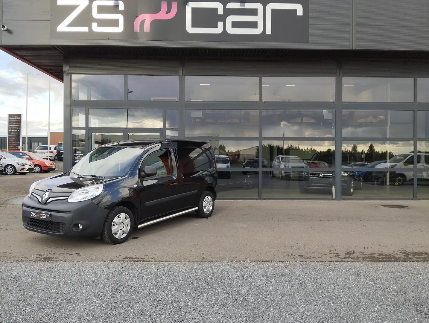 Renault Kangoo KANGOO EXPRESS  1.5 DCI 90 CONFORT Noir - 1