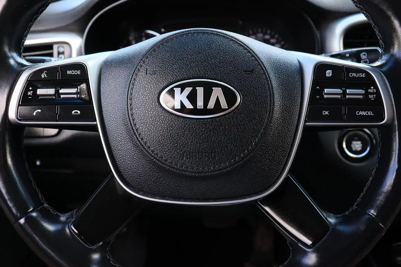 Kia Sorento снимка Kia Sorento