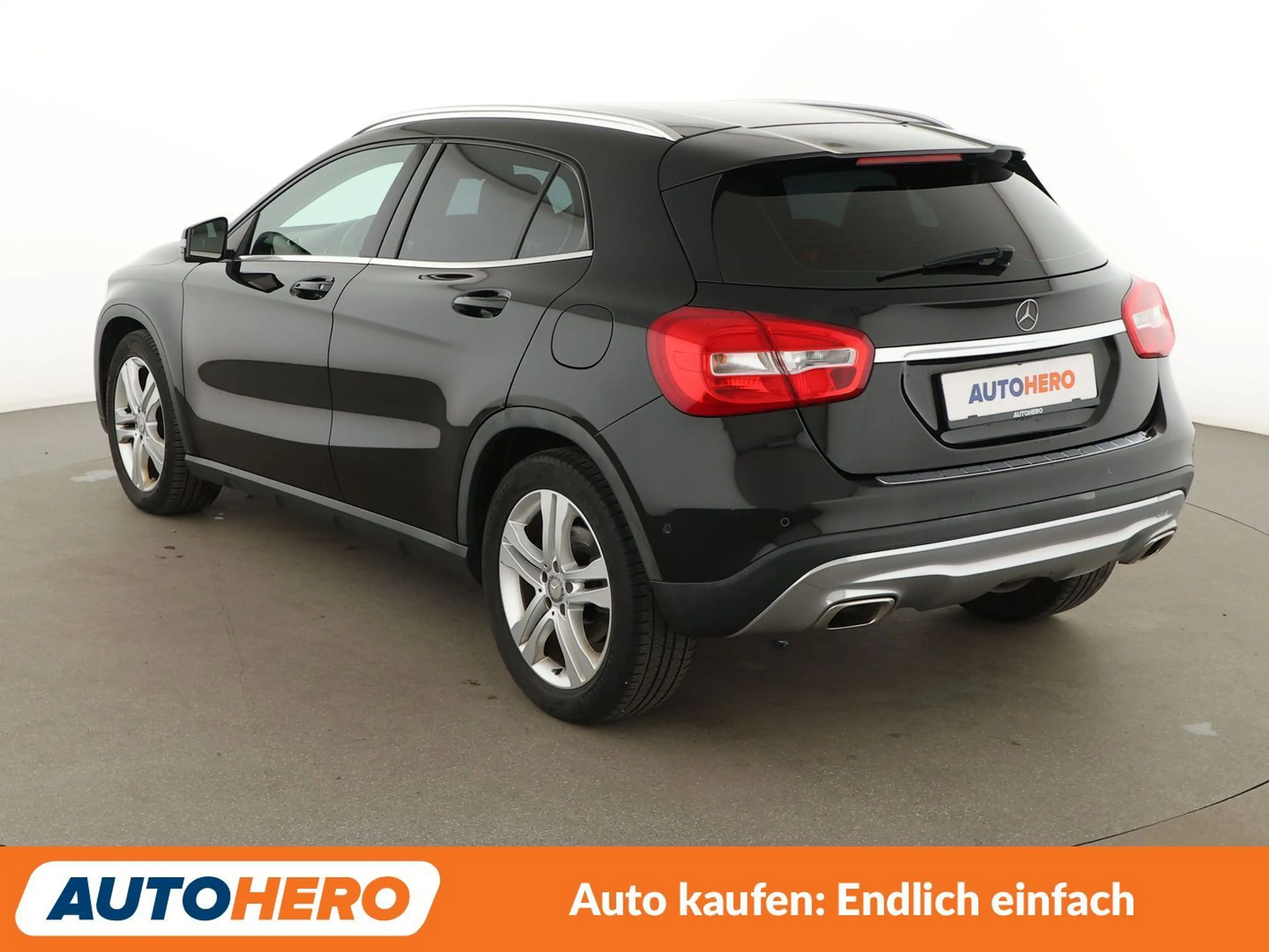 Mercedes-Benz GLA 220 d 4Matic Urban Aut.*NAVI*TEMPO*PDC*KLIMA*GARANTIE* — photo 4