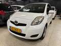 Toyota Yaris 1.0 VVTI COOL Airco Radio Bluetooth Wit - thumbnail 2