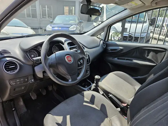 Fiat Punto view 7