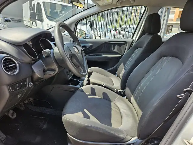 Fiat Punto view 8