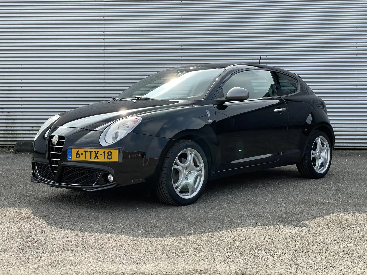 Alfa Romeo MiTo 1.4 T Distinctive Noir - 1