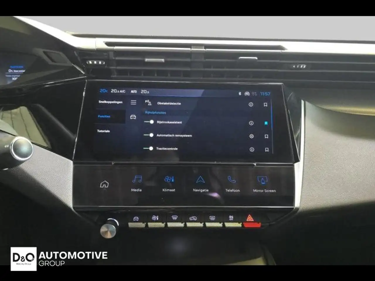 Peugeot 408 GT camera gps alcantara 16